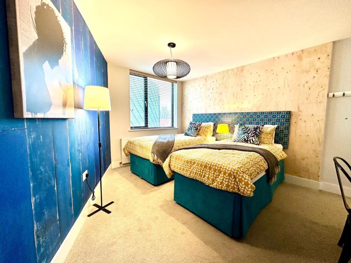 Beautiful New 2 Bedroom Apartment - Next To The Beach - Great Location - Free Parking - Fast Wifi - Smart Tv - Sleeps Up To 4! Close To Purbeck, Corfe Castle, Sandbanks, Poole & Bournemouth Swanage Exterior foto